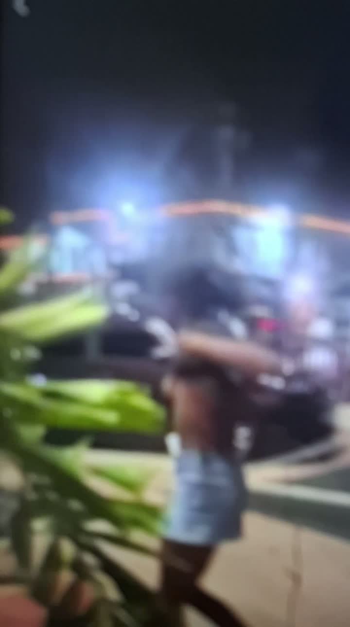 Up & down
#Guyana #Guyanese #thatgirl #fight #Caribbean #girlsnightout #women #love #challenge